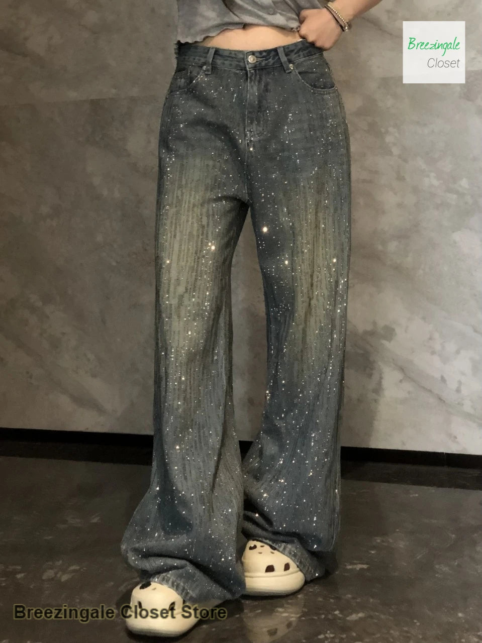 Korean style fashion rhinestone jeans women's autumn and winter new design temperament high waist straight loose trousers.