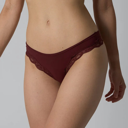 Stretchy Lace Trim Briefs for Women – Ultra-Thin, Breathable & Quick-Dry, Skin-Friendly Comfort Fit