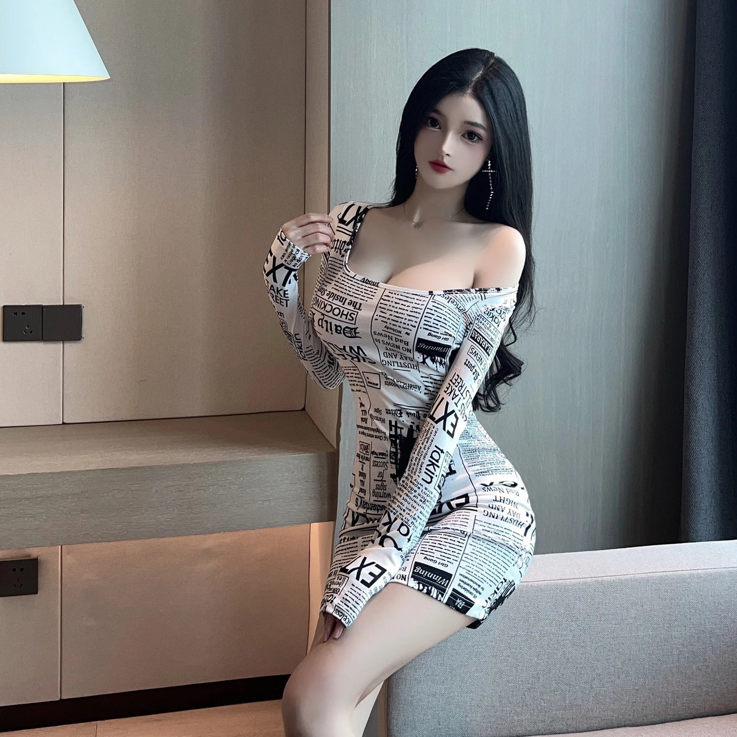 8186Europe and America2026Cross-border foreign trade American-style spicy girl newspaper print slimming long-sleeve dress trendy
