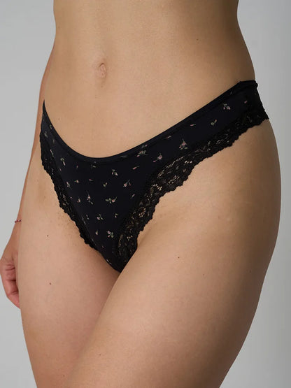 Stretchy Lace Trim Briefs for Women – Ultra-Thin, Breathable & Quick-Dry, Skin-Friendly Comfort Fit