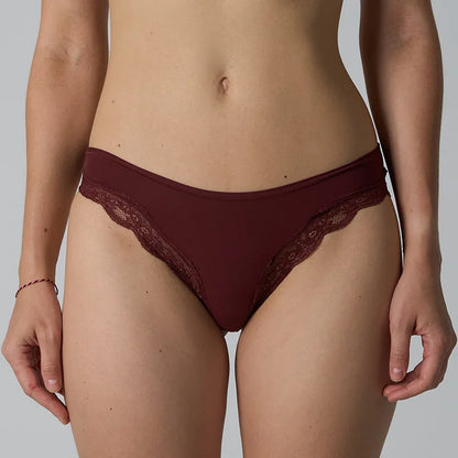 Stretchy Lace Trim Briefs for Women – Ultra-Thin, Breathable & Quick-Dry, Skin-Friendly Comfort Fit