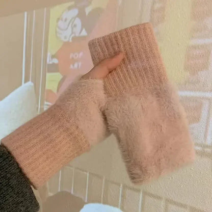 Fashionable Half Finger Gloves Suitable for Women's Soft and Warm Winter Luxurious Solid Color Plush Knitted Fingerless Gloves