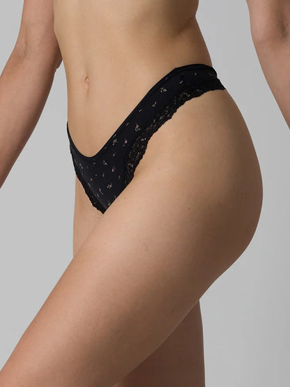 Stretchy Lace Trim Briefs for Women – Ultra-Thin, Breathable & Quick-Dry, Skin-Friendly Comfort Fit