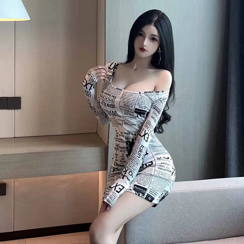 8186Europe and America2026Cross-border foreign trade American-style spicy girl newspaper print slimming long-sleeve dress trendy